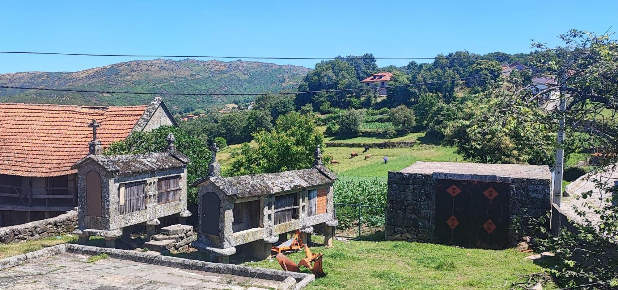 Pe Na Aldeia Villa Outeiro  Exterior photo